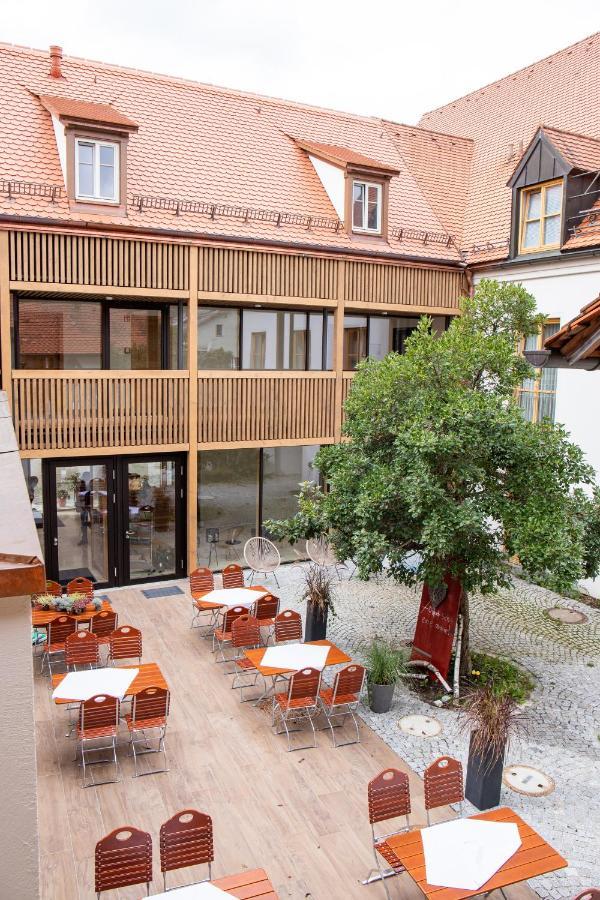 Altstadthotel Brauereigasthof Winkler Berching Exterior photo